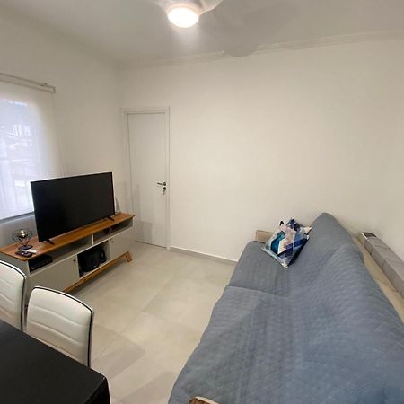 Canto Forte- Suite C/Varanda - Ate 5 Hospedes- Garagem - Wi Fi E 200 Metros Da Praia, 50 Metros Da Av Gastronomica Da Pg Praia Grande  Exterior foto