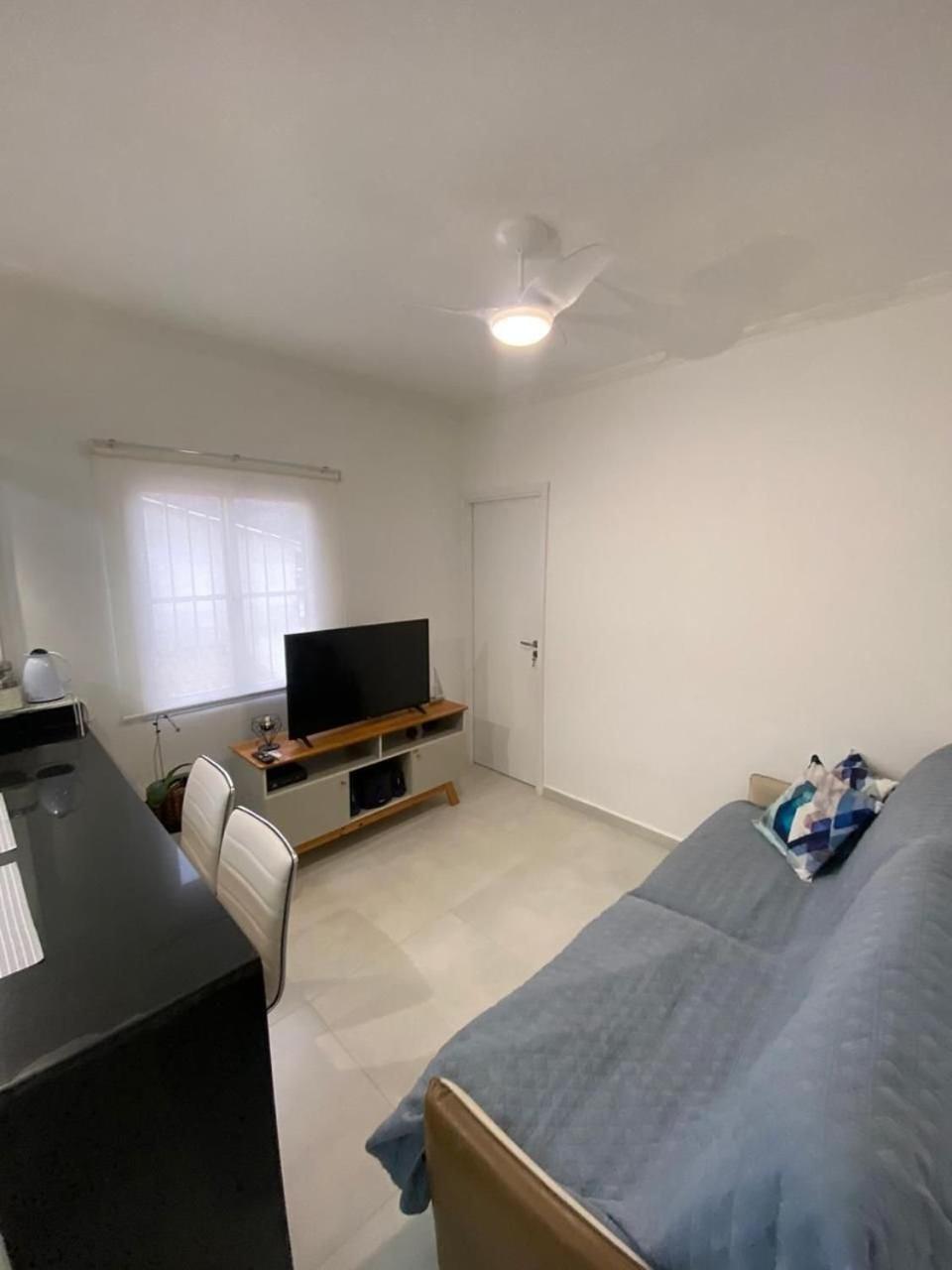 Canto Forte- Suite C/Varanda - Ate 5 Hospedes- Garagem - Wi Fi E 200 Metros Da Praia, 50 Metros Da Av Gastronomica Da Pg Praia Grande  Exterior foto