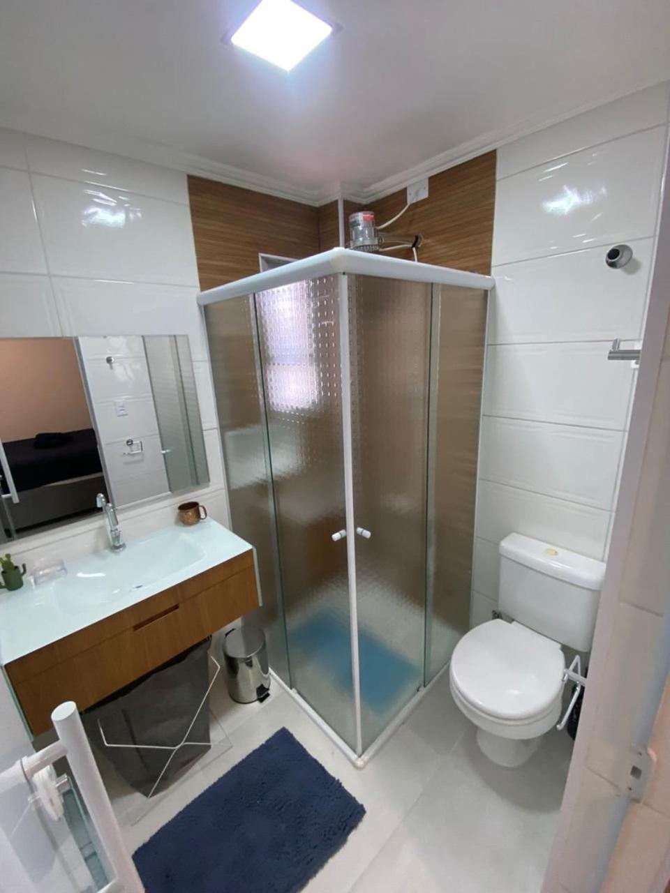 Canto Forte- Suite C/Varanda - Ate 5 Hospedes- Garagem - Wi Fi E 200 Metros Da Praia, 50 Metros Da Av Gastronomica Da Pg Praia Grande  Exterior foto