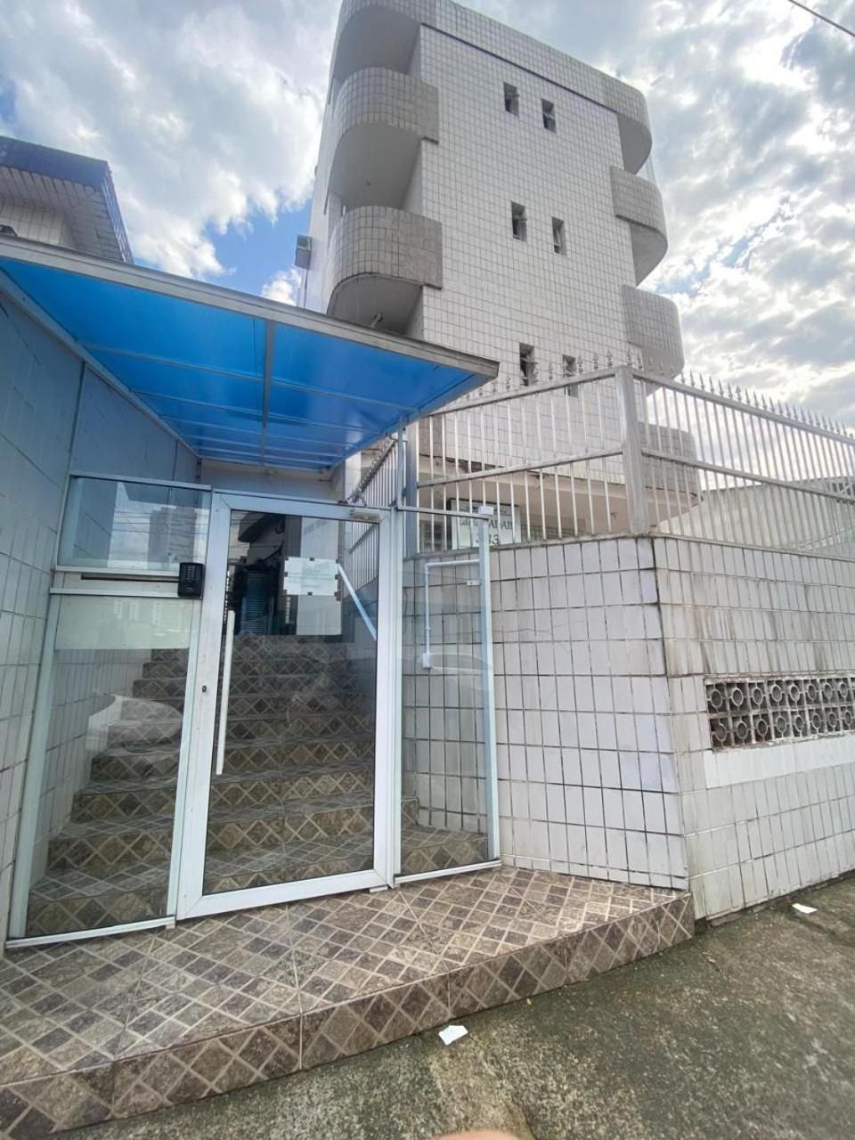 Canto Forte- Suite C/Varanda - Ate 5 Hospedes- Garagem - Wi Fi E 200 Metros Da Praia, 50 Metros Da Av Gastronomica Da Pg Praia Grande  Exterior foto